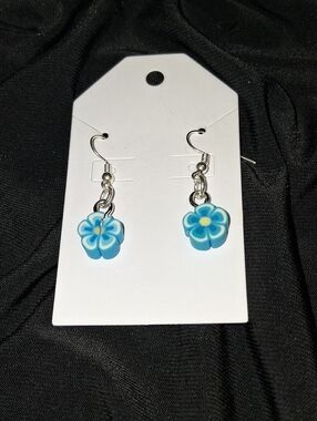 Blue Flower Dangle Earrings - Unbranded